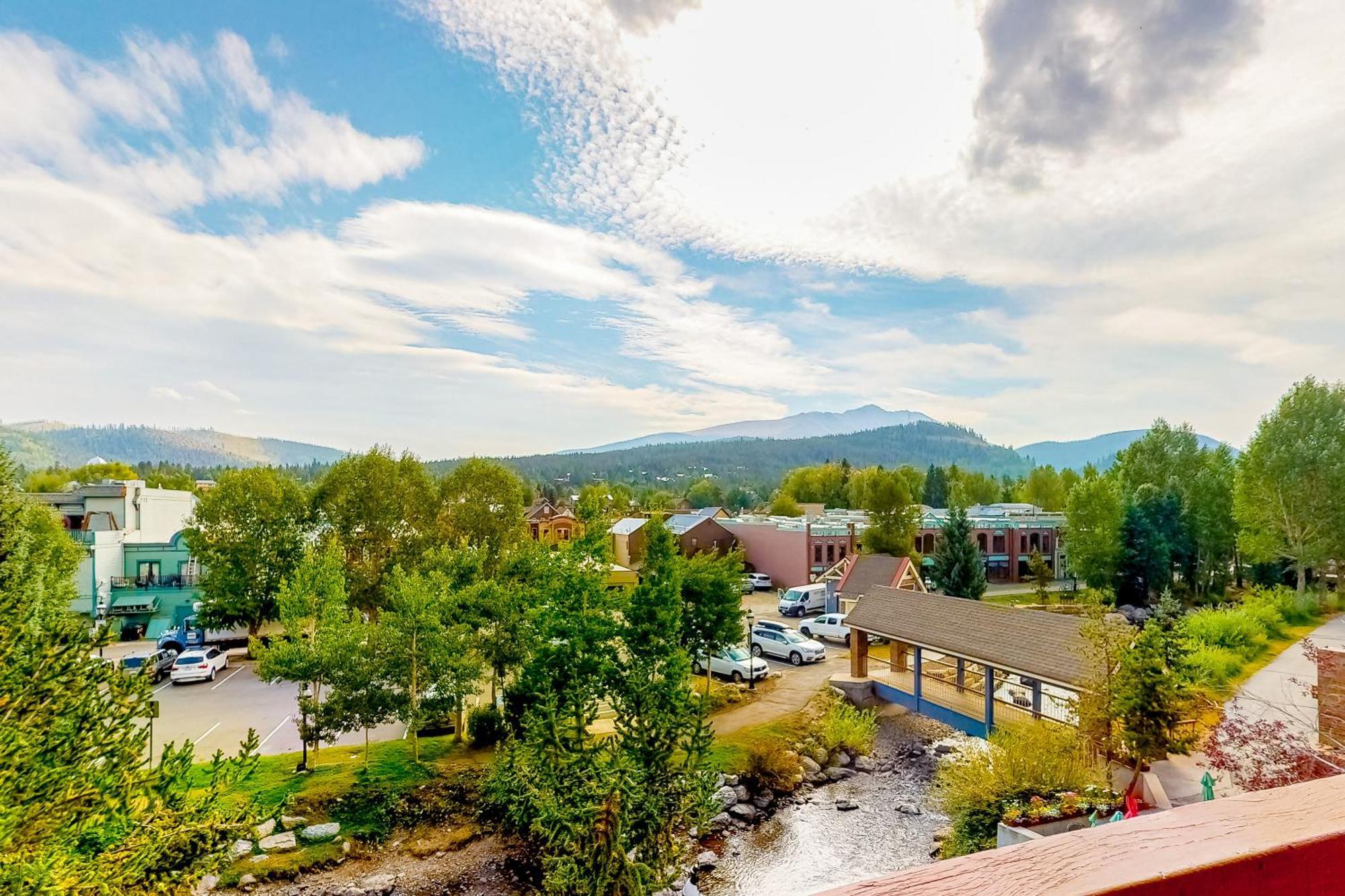 Blue River Escapade Breckenridge Room photo